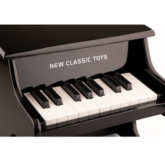 Piano-10157-new-classic-toys-speelgoedbox